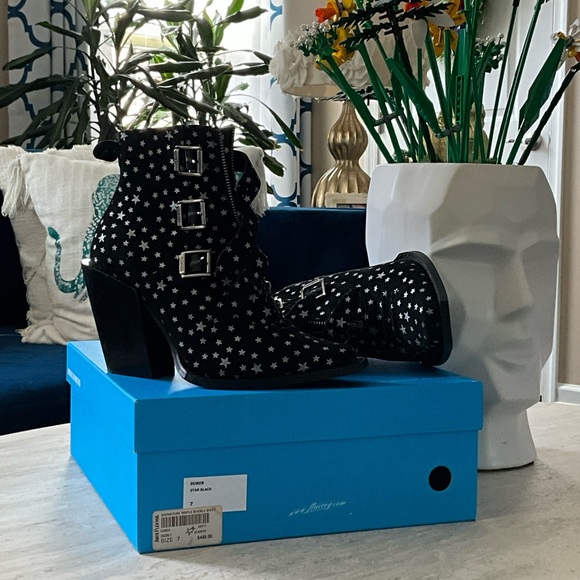 John Fluevog Black Star Ankle Signature triple buckle boot - Picture 9 of 10